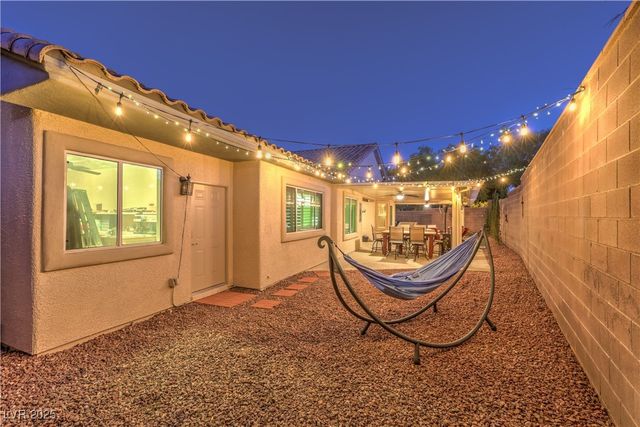 2699 Ivoryhill Street, Las Vegas, NV 89135