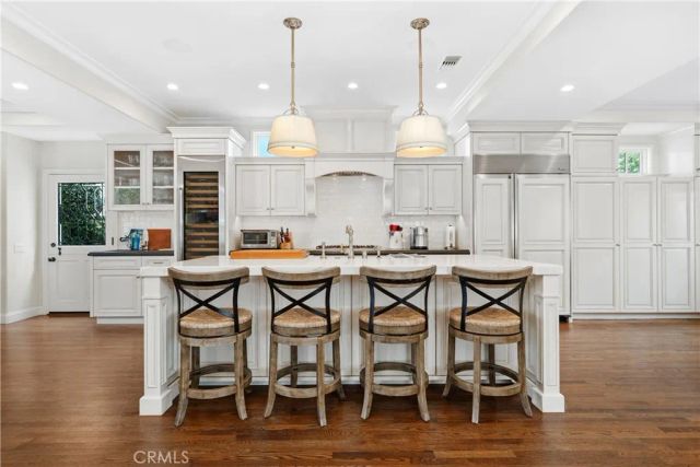 2431 Bayshore, Newport Beach, CA 92663
