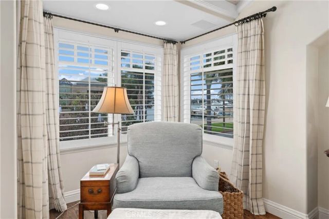 2431 Bayshore, Newport Beach, CA 92663
