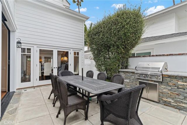 2431 Bayshore, Newport Beach, CA 92663
