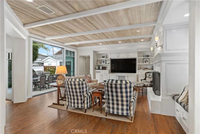 2431 Bayshore, Newport Beach, CA 92663