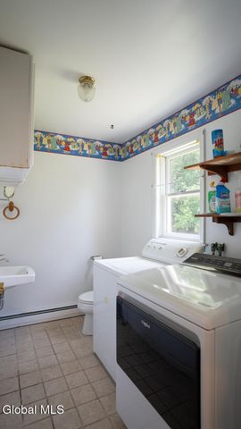 1042 Co Rte 22, Ghent, NY 12075