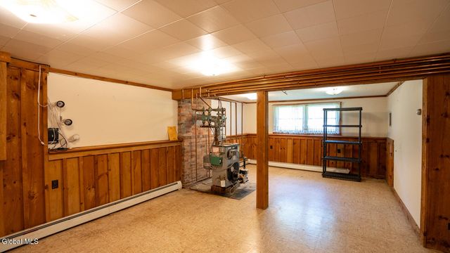 1042 Co Rte 22, Ghent, NY 12075