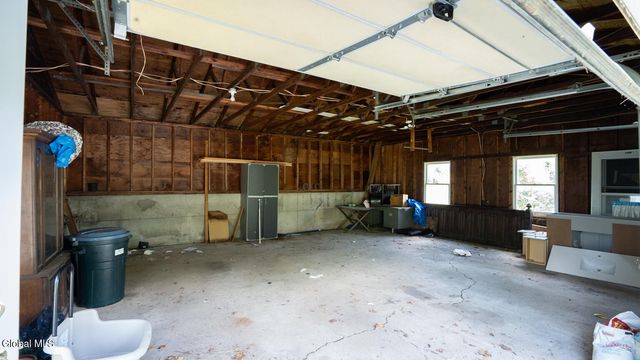 1042 Co Rte 22, Ghent, NY 12075