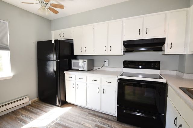 41 Foundry St 11-3, Easton, MA 02375