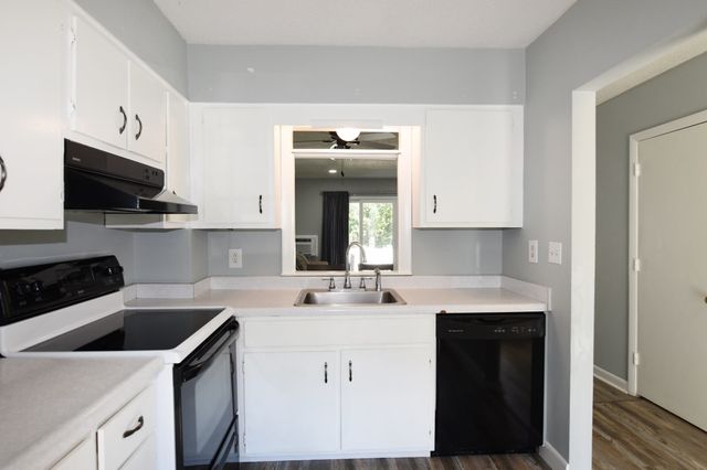 41 Foundry St 11-3, Easton, MA 02375