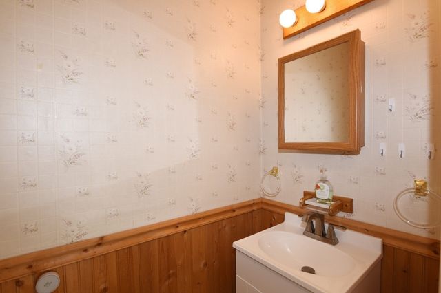 41 Foundry St 11-3, Easton, MA 02375