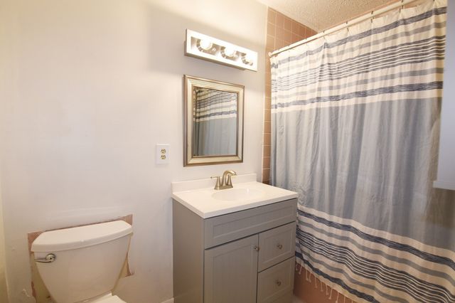 41 Foundry St 11-3, Easton, MA 02375