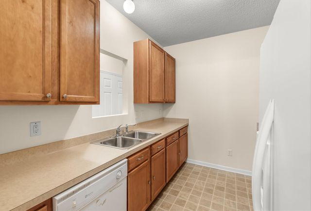 4735 Skillmaster Court, North Charleston, SC 29418