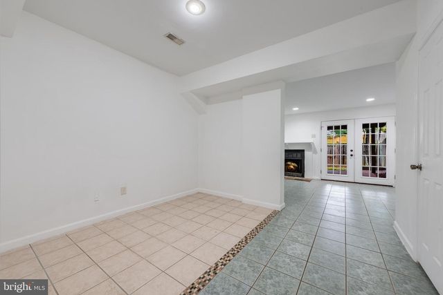 13240 GRAND JUNCTION DR, Fairfax, VA 22033
