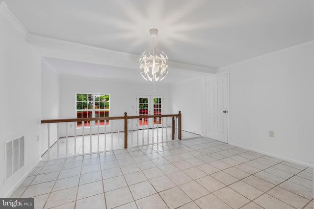13240 GRAND JUNCTION DR, Fairfax, VA 22033