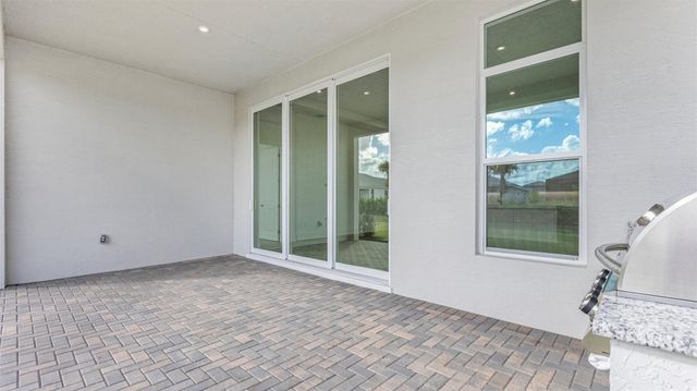 8243 SW VALSOVANO WAY, Port St Lucie, FL 34987