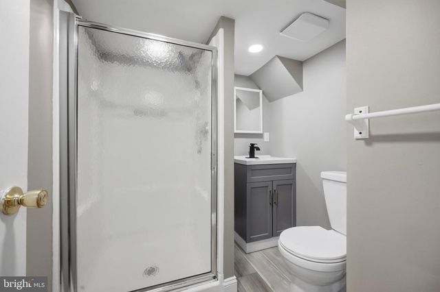 7043 RADBOURNE RD, Upper Darby, PA 19082