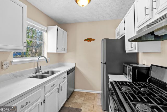 5300 Forest Downs Lane, South Fulton, GA 30349