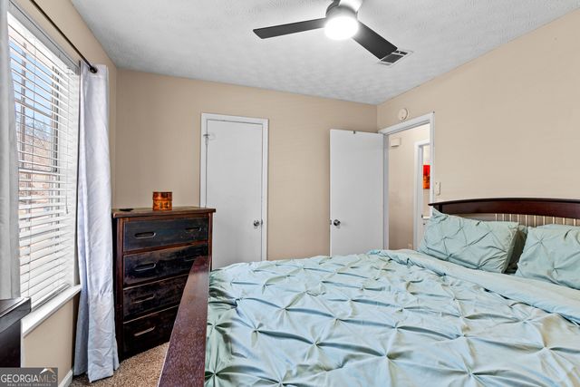 5300 Forest Downs Lane, South Fulton, GA 30349