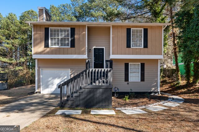 5300 Forest Downs Lane, South Fulton, GA 30349