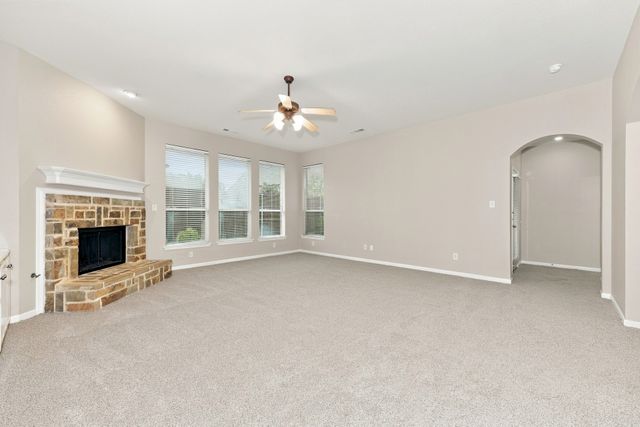 4203 Wildbriar Lane, Mansfield, TX 76063
