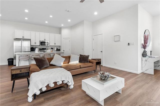 2708 W Kerria Avenue, Mcallen, TX 78501