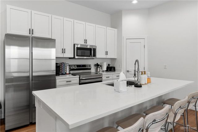 2708 W Kerria Avenue, Mcallen, TX 78501