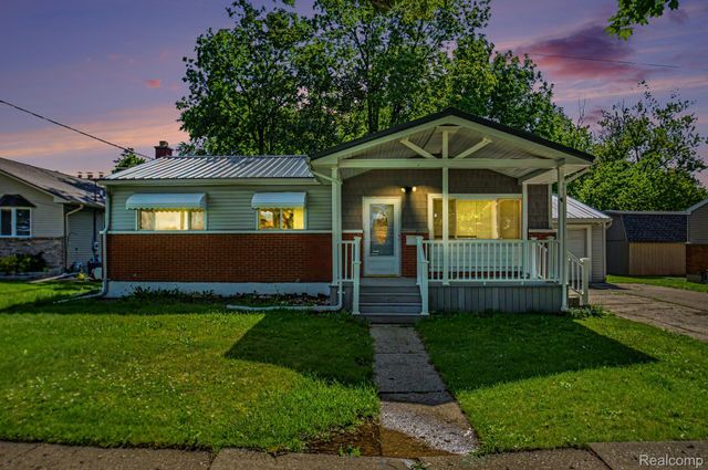 611 S Main Street, Davison, MI 48423