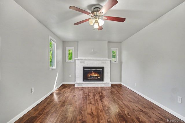611 S Main Street, Davison, MI 48423