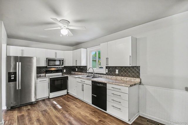 611 S Main Street, Davison, MI 48423