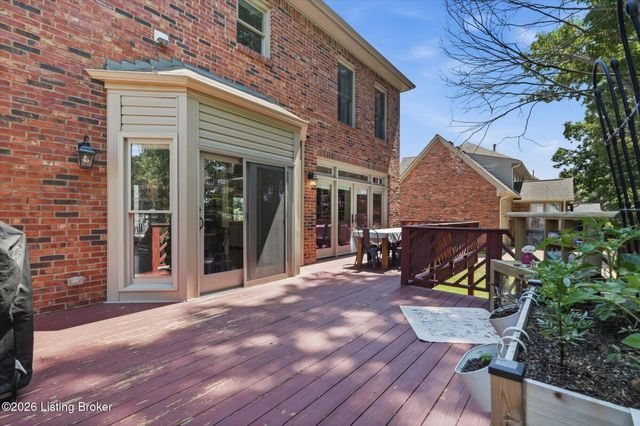 5722 Moser Farm Rd, Prospect, KY 40059