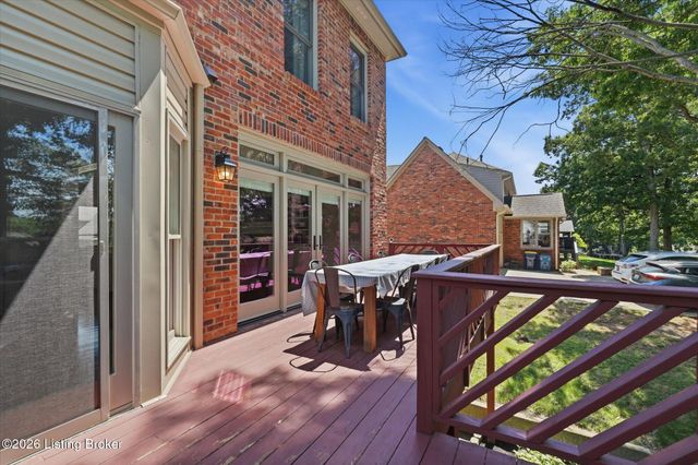 5722 Moser Farm Rd, Prospect, KY 40059