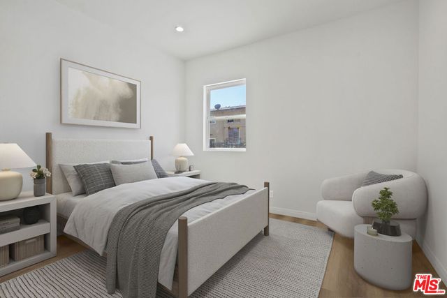 2694 James M Wood Boulevard, Los Angeles, CA 90006