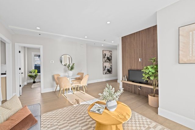 340 Baker Street 1, Boston, MA 02132