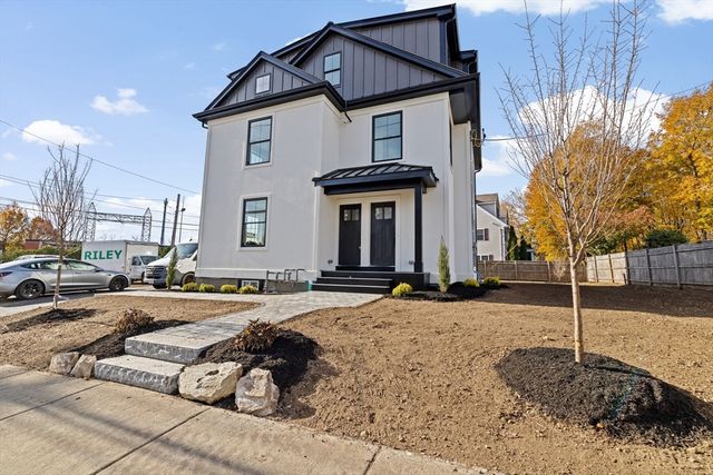 340 Baker Street 1, Boston, MA 02132