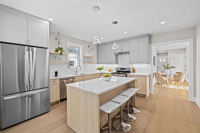 340 Baker Street 1, Boston, MA 02132