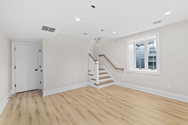 340 Baker Street 1, Boston, MA 02132