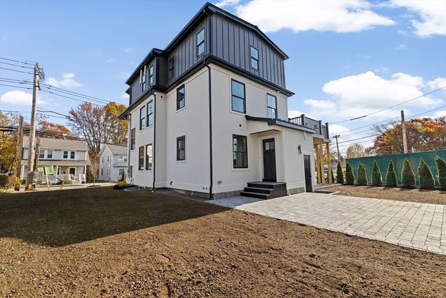 340 Baker Street 1, Boston, MA 02132