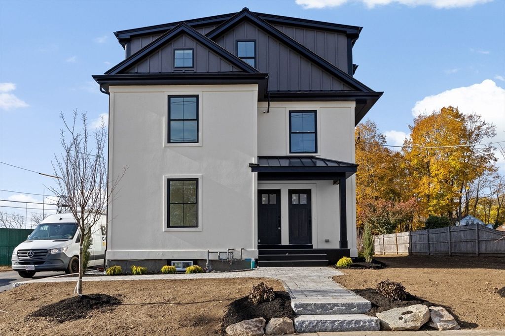 340 Baker Street 1, Boston, MA 02132