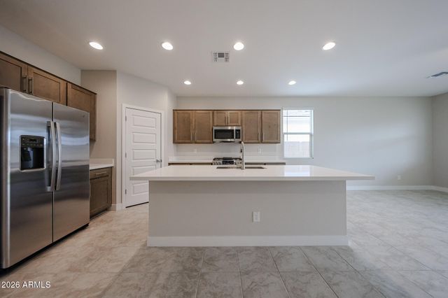 26122 N 170TH Avenue, Surprise, AZ 85387