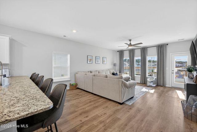 1652 White Starfish Court, Calabash, NC 28467