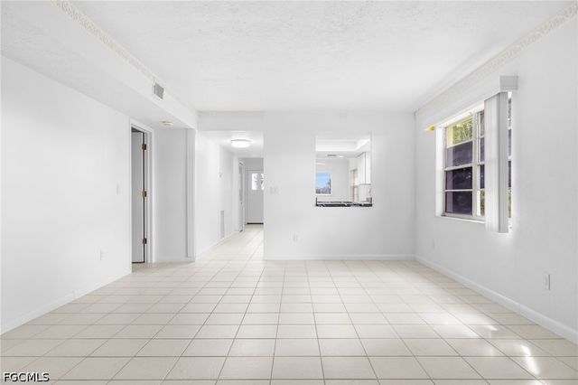 4426 Santa Barbara BLVD 101, Cape Coral, FL 33914