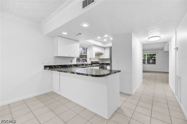 4426 Santa Barbara BLVD 101, Cape Coral, FL 33914