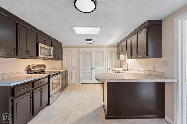 198 Lake Road E, Gosnell, AR 72315