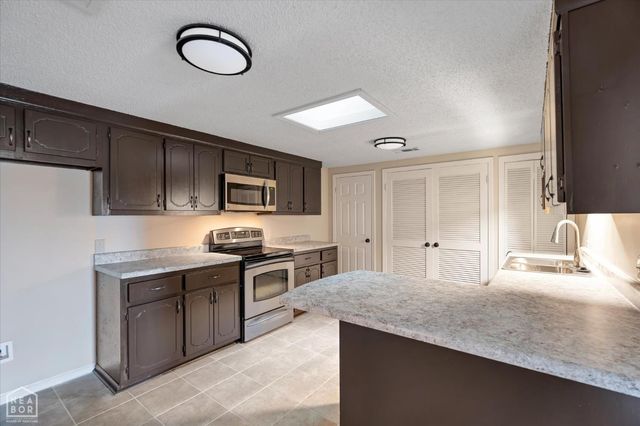 198 Lake Road E, Gosnell, AR 72315