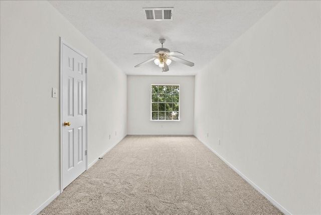 1619 Roaring Springs Lane, Seabrook, TX 77586