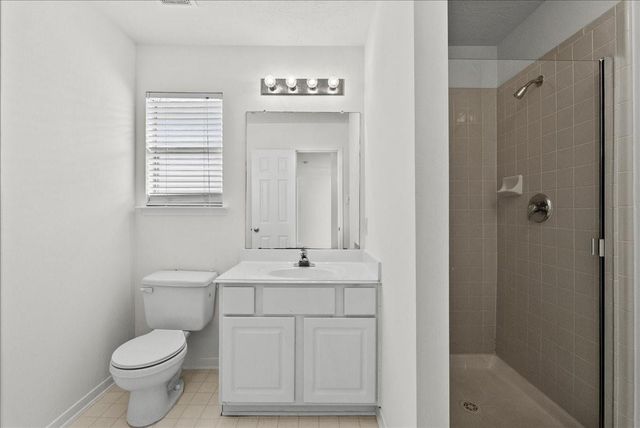 1619 Roaring Springs Lane, Seabrook, TX 77586