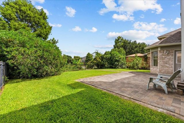 1619 Roaring Springs Lane, Seabrook, TX 77586