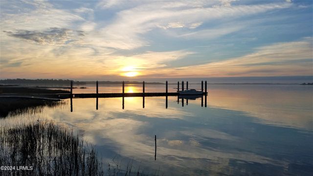 1213 16th Street, Port Royal, SC 29935