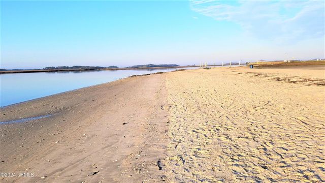 1213 16th Street, Port Royal, SC 29935