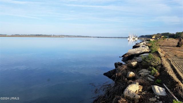 1213 16th Street, Port Royal, SC 29935