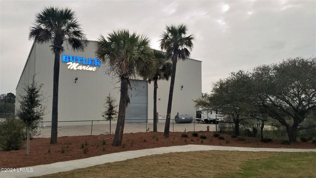 1213 16th Street, Port Royal, SC 29935