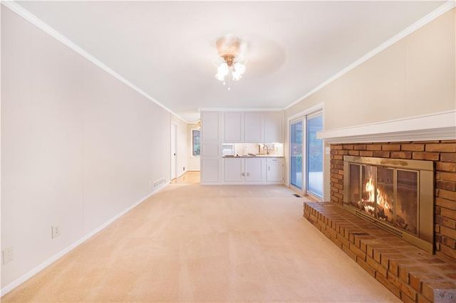 360 Barkshire Lane, Roswell, GA 30076