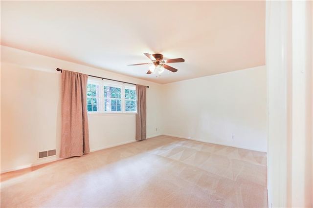 360 Barkshire Lane, Roswell, GA 30076
